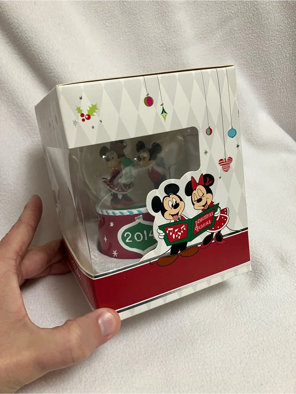 2014 Disney Store Mickey and Minnie Mouse Holiday Snow Globe NIB